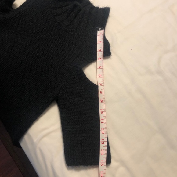 Express black sweater short sleeves size S - Picture 12 of 13
